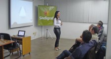Palestra motiva empres&#225;rios e lideran&#231;as gr&#225;ficas