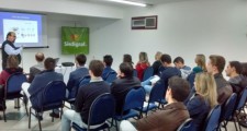Edi&#231;&#227;o de Santa Cruz do Sul encerra ciclo de semin&#225;rios do Sindigraf-RS